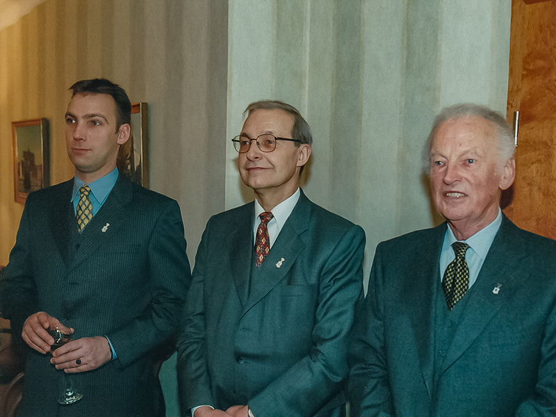 Die Gründung der Stiftung, Düsseldorf, März 2001