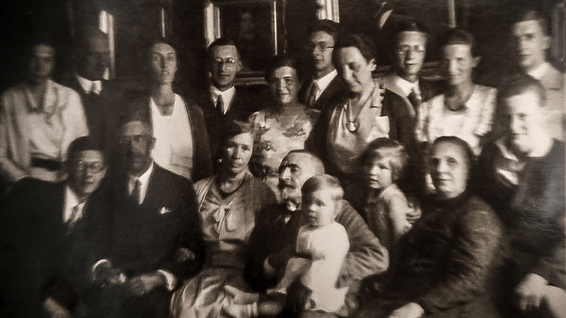 Die Familie Riesenkampff in Reval (Tallinn), in den 1930er Jahren Die Familie Riesenkampff in Reval (Tallinn), in den 1930er Jahren